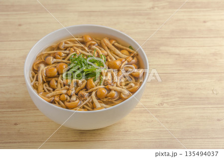 なめこ蕎麦 135494037