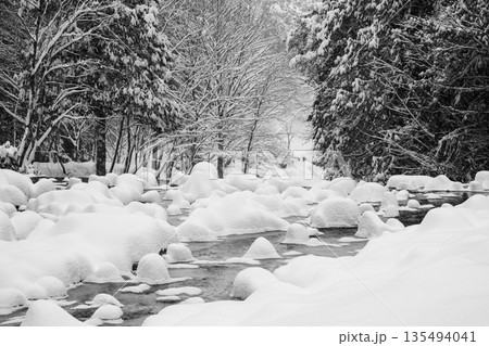 夕森渓谷(冬) 夕森渓谷(冬) 135494041