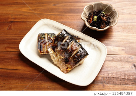 鯖の塩焼き 135494387