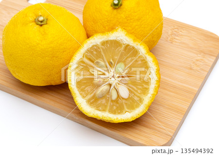 ゆず　柚子 135494392