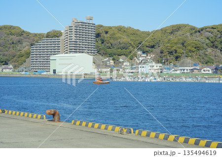 冬の神奈川県横須賀市浦賀 西浦賀からの風景 冬の神奈川県横須賀市浦賀 西浦賀からの風景 135494619