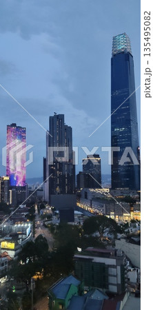 modern cityscape at night 135495082