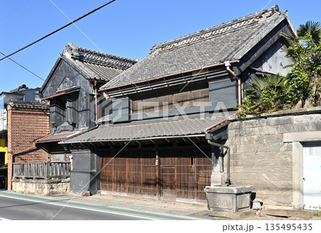越谷散歩・塗師屋（小泉市右衛門宅）　越谷市中町 135495435