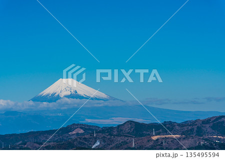 大室山登山リフト 山頂からの富士山【静岡県伊東市】 135495594