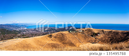 大室山登山リフト 山頂からの大室山　パノラマ【静岡県伊東市】 135495788