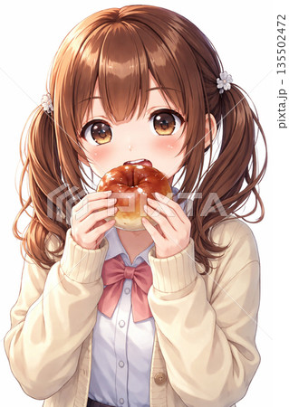 アンパンを美味しそうに食べる女の子 135502472