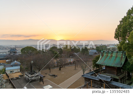 《商用撮影許可取得済》大和郡山郡山城天守台から見た日の出の景色 《商用撮影許可取得済》大和郡山郡山城天守台から見た日の出の景色 135502485