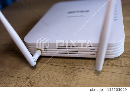 デバイス数が多くても安定した接続が可能なビジネスWIFI デバイス数が多くても安定した接続が可能なビジネスWIFI 135503099