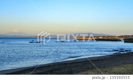 葉山町から見た富士山 135503553