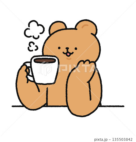 コーヒーを飲んで一息つく可愛いクマ 135503842