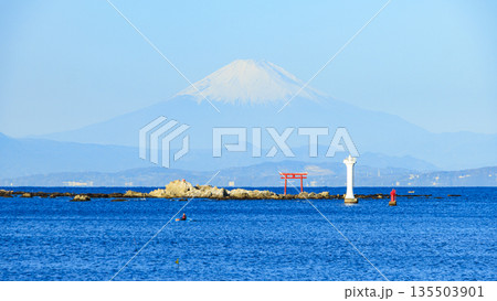 葉山から見た富士山 135503901