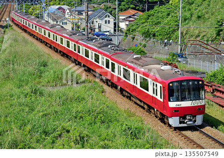 京急久里浜線　京急長沢－YRP野比　京急　1000形　1040編成 135507549