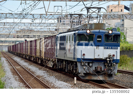 東海道本線　平塚　JR貨物　EF64-1004（愛知） 135508002