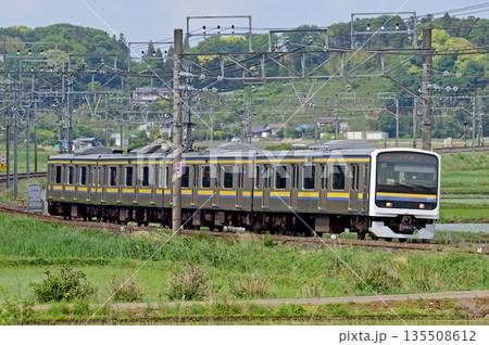 総武本線　佐倉－物井　JR東日本　209系　C409編成（幕張） 135508612
