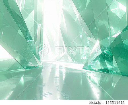 光り輝く巨大なエメラルドクリスタルの空間 135511613