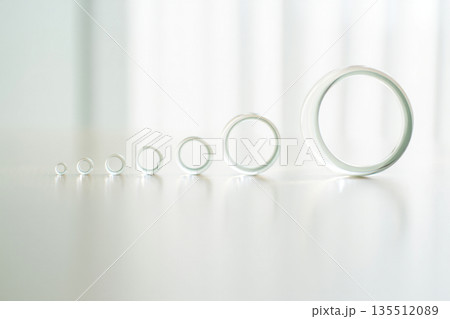 wedding rings on the glass wedding rings on the glass 135512089