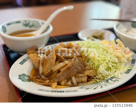 外食 生姜焼き 外食 生姜焼き 135513940