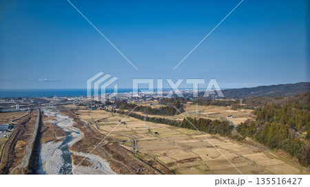 富山県東部を流れる早月川周辺の風景 135516427