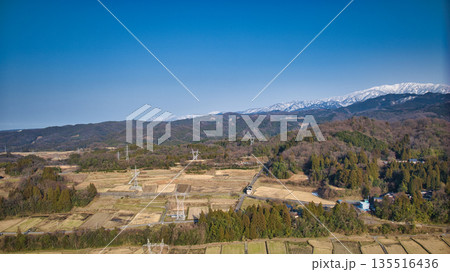 富山県東部を流れる早月川周辺の風景 135516436