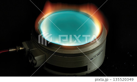 Heating Chlorophane Specimen for Thermoluminescence Study at Laboratory 135520349