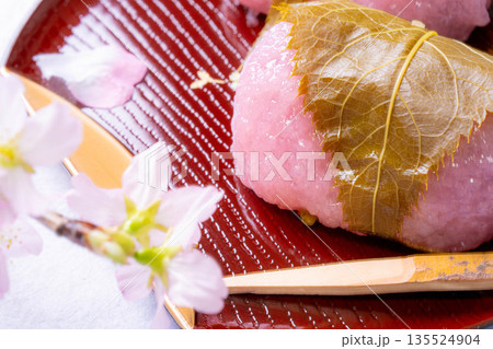 【春素材】桜餅・関西風桜餅・道明寺【食べ物素材】 【春素材】桜餅・関西風桜餅・道明寺【食べ物素材】 135524904