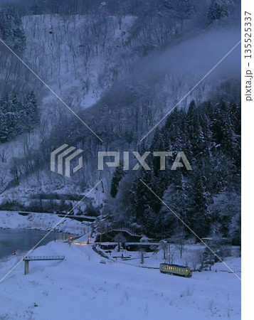 雪景色の飯山線 雪景色の飯山線 135525337