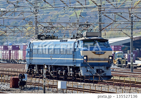 東海道本線　相模貨物　JR貨物　EF66-27（吹田） 135527136