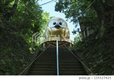 栃木　鷲子山上神社の大フクロウ 135527425