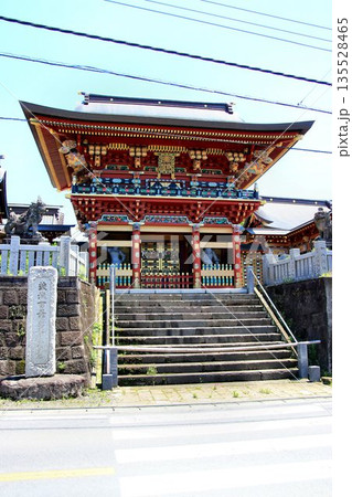 日本唯一の夢叶え大明神・夢結びの神様… 稲敷『大杉神社』の楼門・麒麟門 135528465