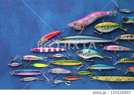 ルアーフィッシング使うルアーの集合写真 ルアーフィッシング使うルアーの集合写真 135528907