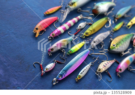 ルアーフィッシング使うルアーの集合写真 135528909