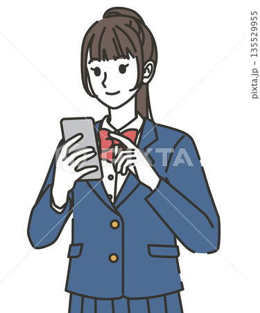 スマホをする女子高校生 135529955
