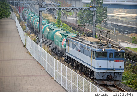 東海道本線 桜木町-東高島 JR貨物 EF65-2080(新鶴見) 東海道本線 桜木町-東高島 JR貨物 EF65-2080(新鶴見) 135530645