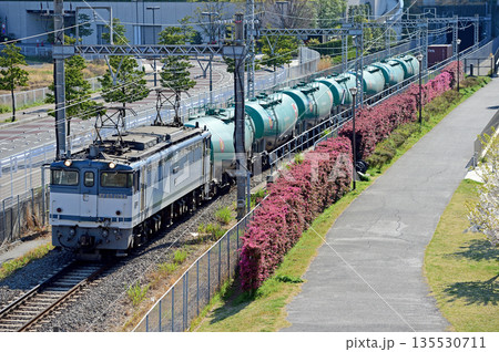 東海道本線 桜木町-東高島 JR貨物 EF65-2093(新鶴見) 東海道本線 桜木町-東高島 JR貨物 EF65-2093(新鶴見) 135530711