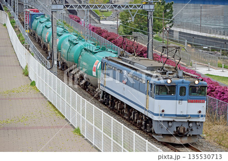 東海道本線 桜木町-東高島 JR貨物 EF65-2080(新鶴見) 東海道本線 桜木町-東高島 JR貨物 EF65-2080(新鶴見) 135530713