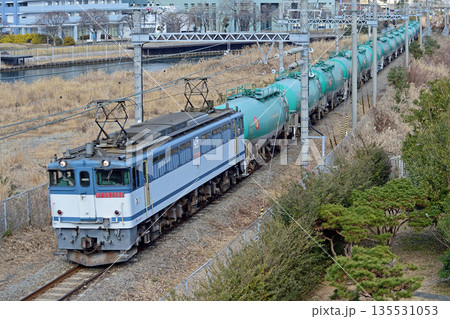 東海道本線　東高島－桜木町　JR貨物　EF65-2088（新鶴見） 135531053