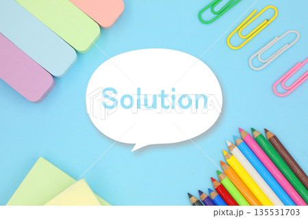 ソリューションと書かれた文字素材 135531703