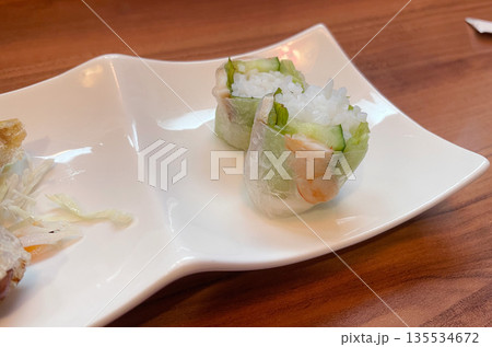 ベトナム料理の生春巻き ベトナム料理の生春巻き 135534672