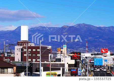 国道17号と赤城山 国道17号と赤城山 135537725