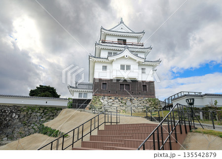 長崎県平戸市 平戸城天守閣 長崎県平戸市 平戸城天守閣 135542879