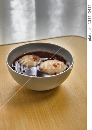 甘く美味しいぜんざい 135543436