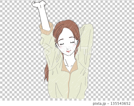 一個女人穿著睡衣 一個女人穿著睡衣 135543652
