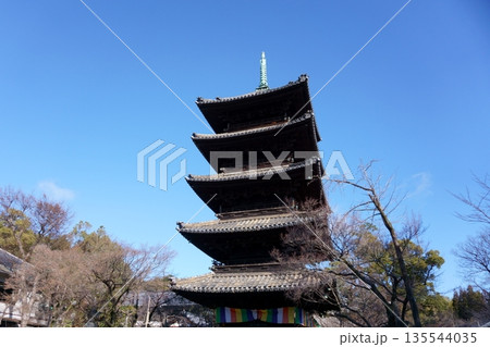 八事山興正寺の五重塔　重要文化財 135544035