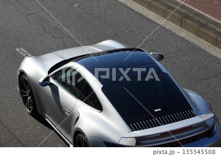 ドイツ製のスポーツカー イメージ ドイツ製のスポーツカー イメージ 135545508