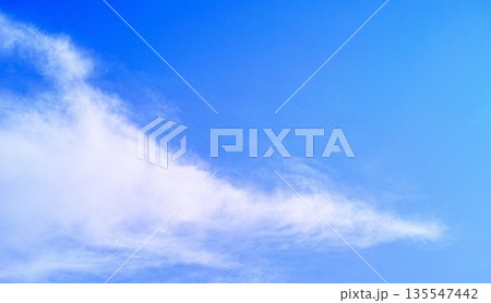 青空と雲イメージ 青空と雲イメージ 135547442