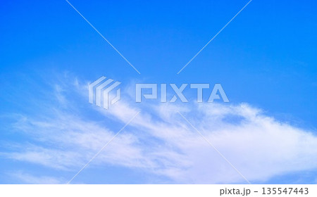 青空と雲イメージ 青空と雲イメージ 135547443
