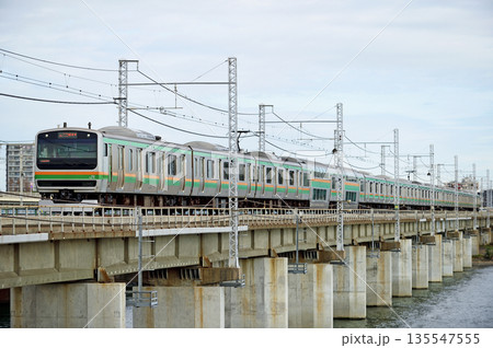 東海道本線　茅ヶ崎－平塚　JR東日本　E231系1000番台　K-12編成（国府津） 135547555