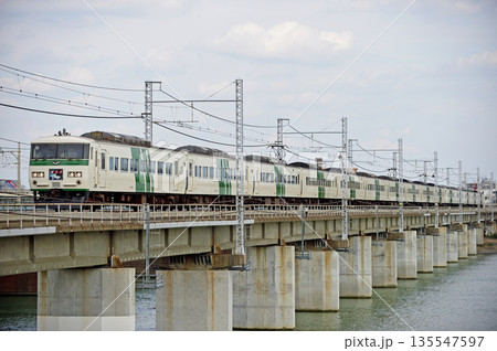 東海道本線 茅ヶ崎-平塚 JR東日本 185系 A7編成(大宮) 踊り子 東海道本線 茅ヶ崎-平塚 JR東日本 185系 A7編成(大宮) 踊り子 135547597