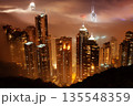 雲海の中の香港 135548359
