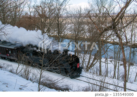 SL冬の湿原号の力走 135549300